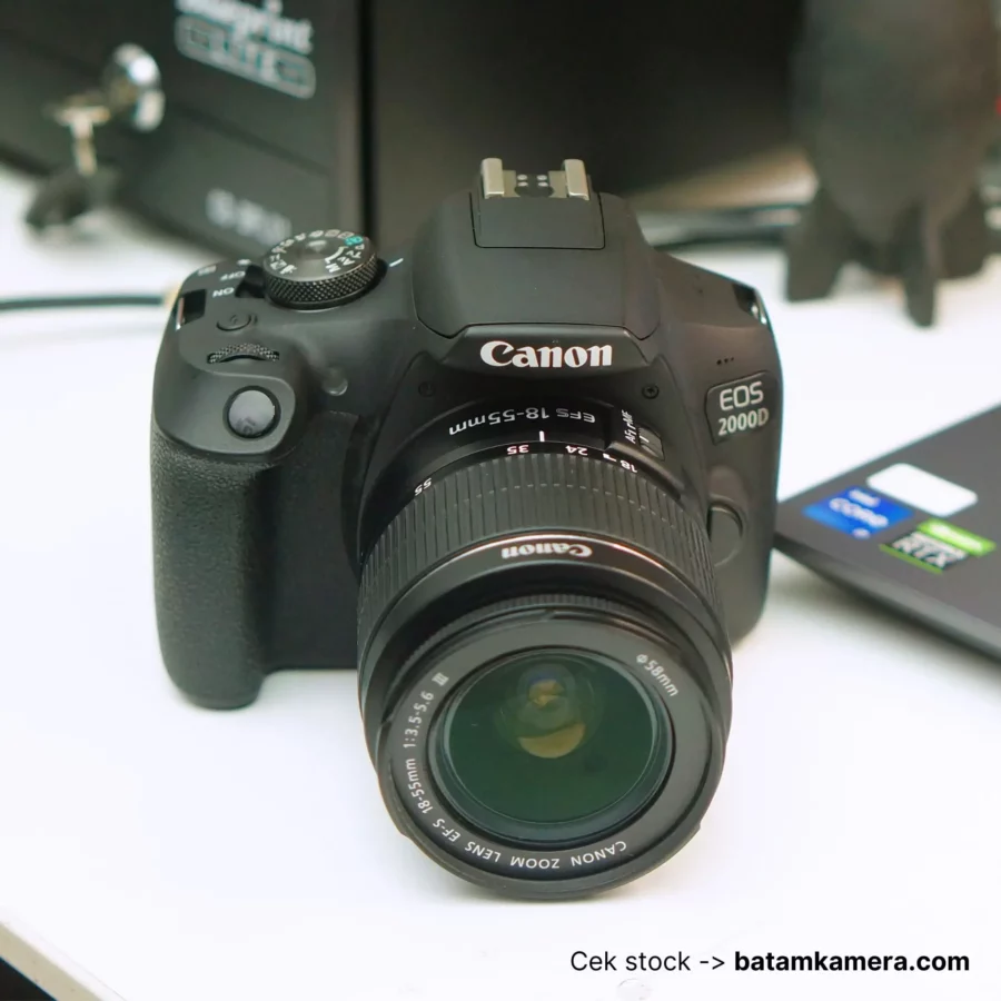 Canon EOS 2000D Kit 18-55 III - 4357